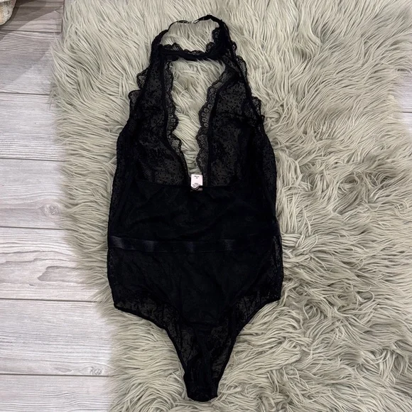 NWOT Victoria's Secret Black Lace Bodysuit - Picture 3 of 6